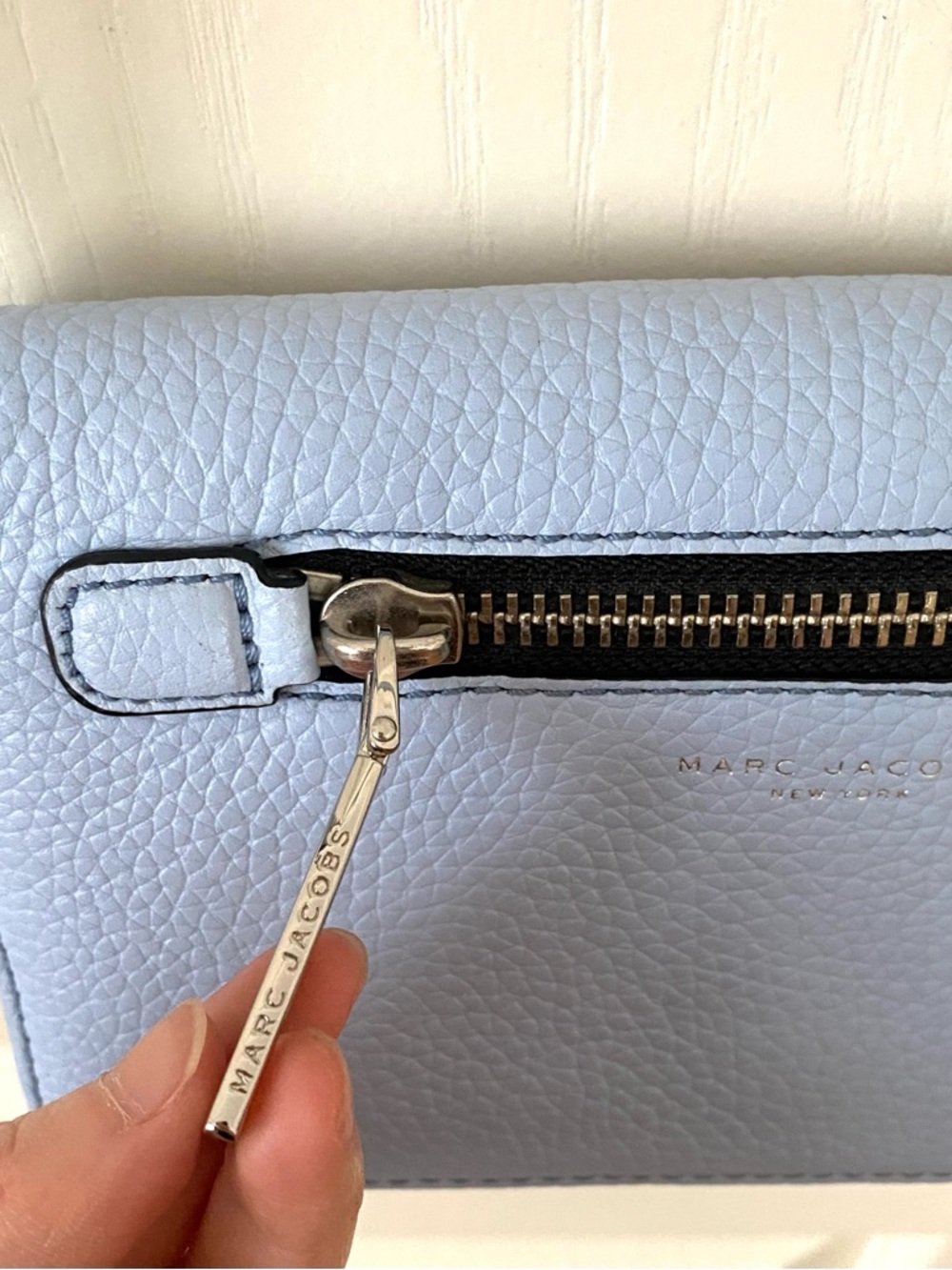$295 Marc Jacobs Gotham Blue Pebble Leather Adjustable Crossbody Bag Clutch - Picture 5 of 14